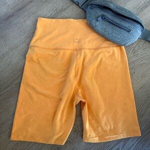 BEYOND YOGA | spacedye shorts